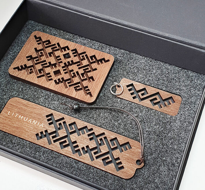 Best Lithuanian Gifts & Ideas