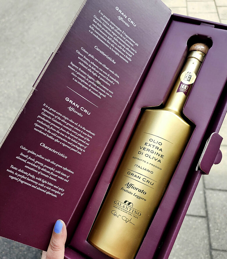 Aliejus (Aukščiausios kokybės itališkas alyvuogių aliejus )