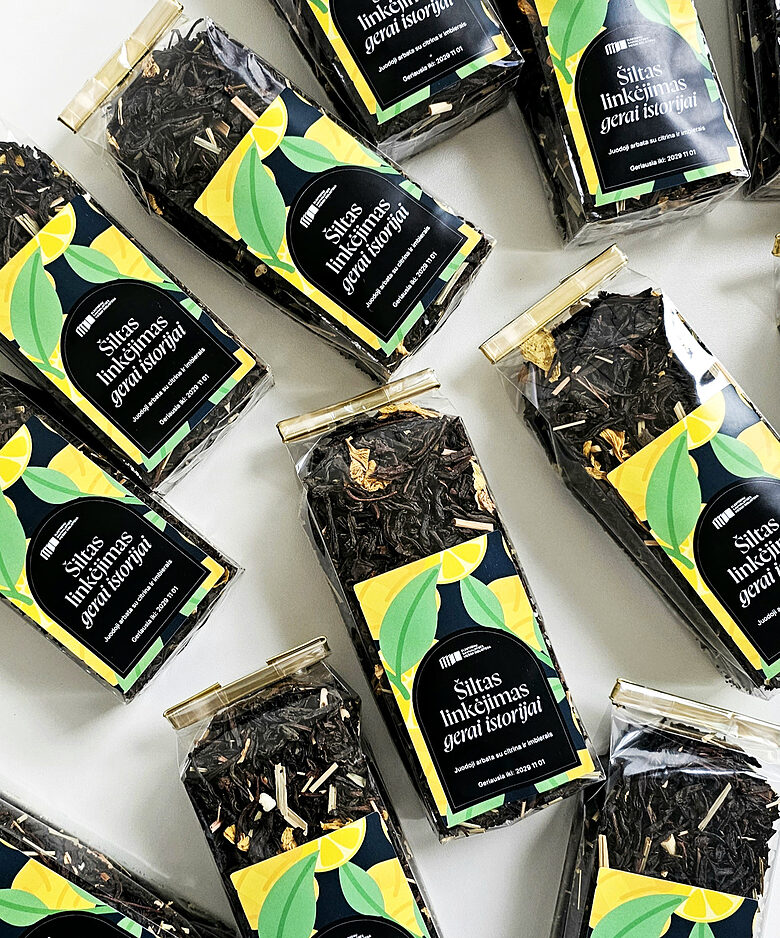 Arbata su logotipu | Reklaminė arbata verslo dovanoms/ dovanų rinkiniai su arbata/džiovinti vaisiai 
