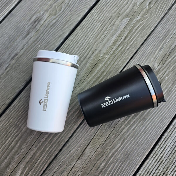 Graviravimas ant puodelių 